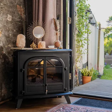 Peaceful & Romantic In Maasland