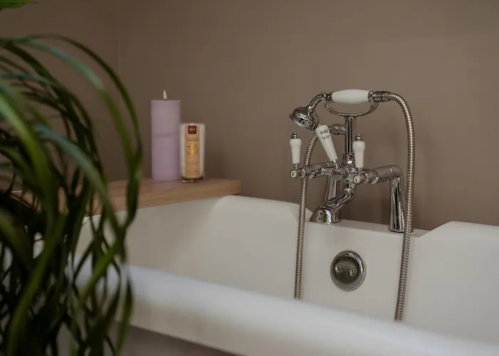 Peaceful & Romantic In * Maasland