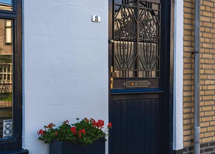 Peaceful & Romantic In Maasland